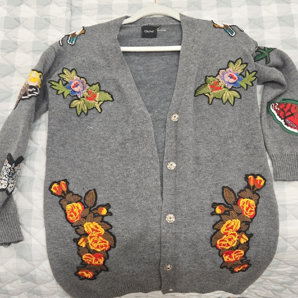 Gibou Gray Floral Embroidered Cardigan